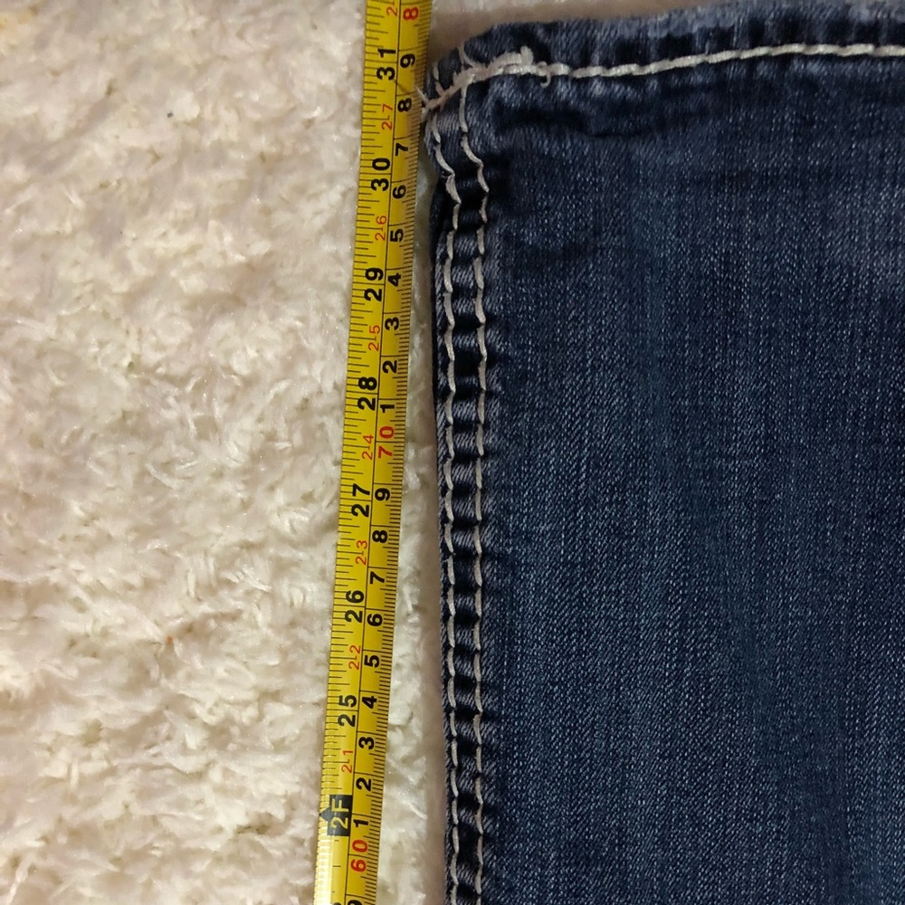 *sold* - Picture 7 of 7